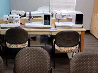 Viking Sewing Gallery - Interior - Classroom